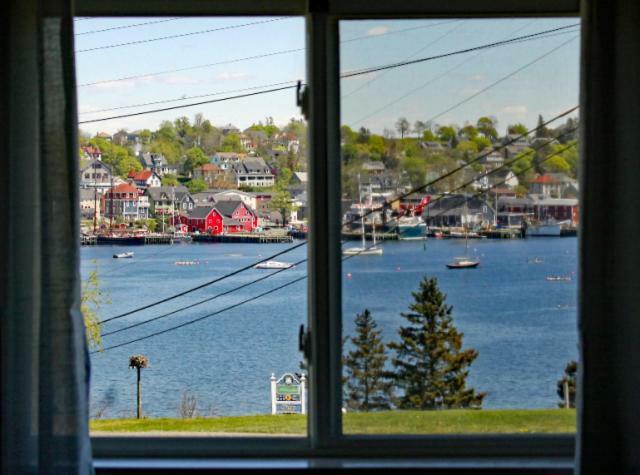 Topmast Motel Lunenburg Exterior photo